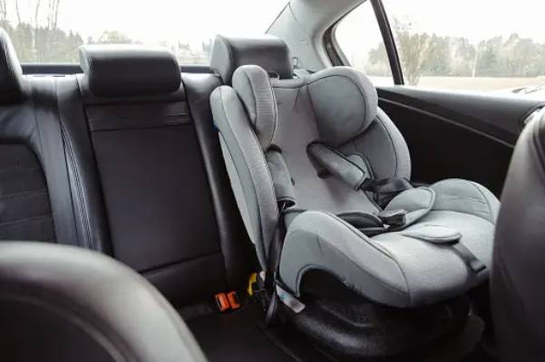 How To Choose A Car Seat That Best Protects Against Accidents